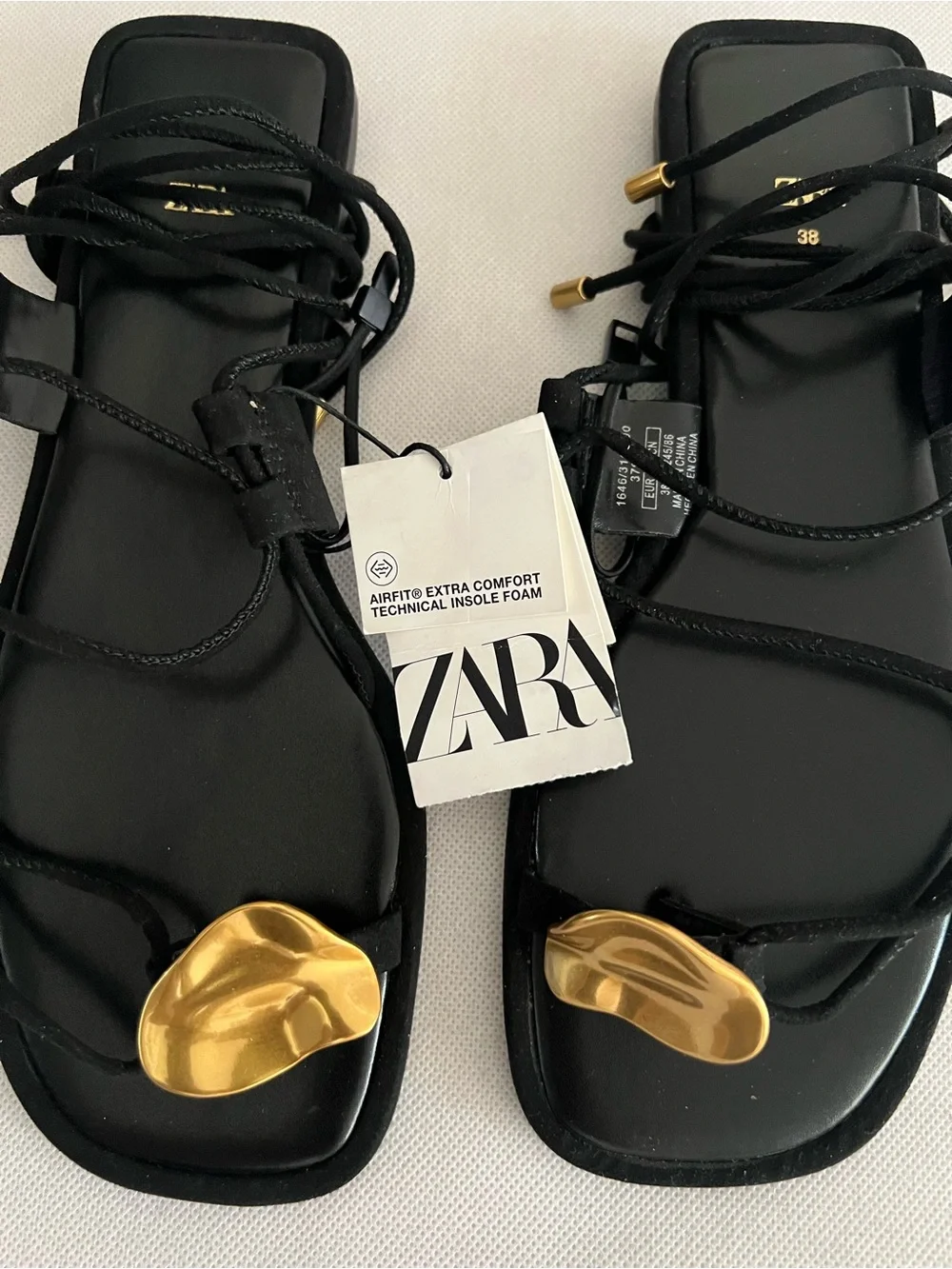 ZARA Black Lace-Up Sandals with Gold Toe Accent - Picture 4 of 9